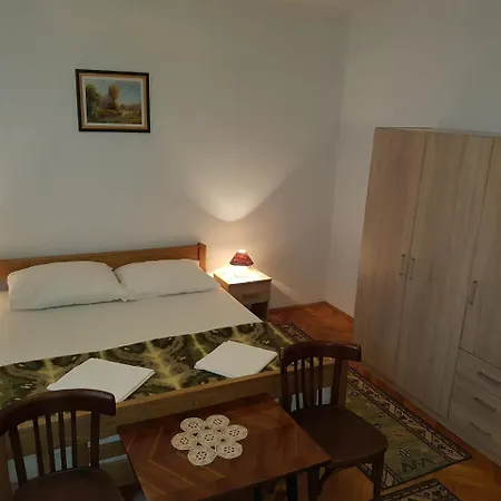 Gabbianno Daire Sveti Filip i Jakov